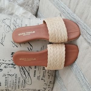 Andre Assous Nahala Featherweights sandals 7